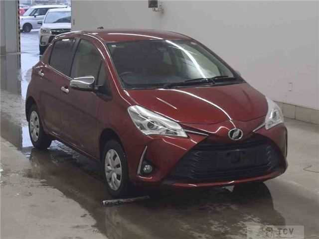 2017 Toyota Vitz