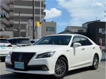 2015 Toyota Crown Hybrid