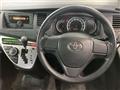 2013 Toyota Isis