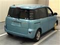 2005 Toyota Sienta
