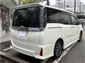 2016 Toyota Voxy