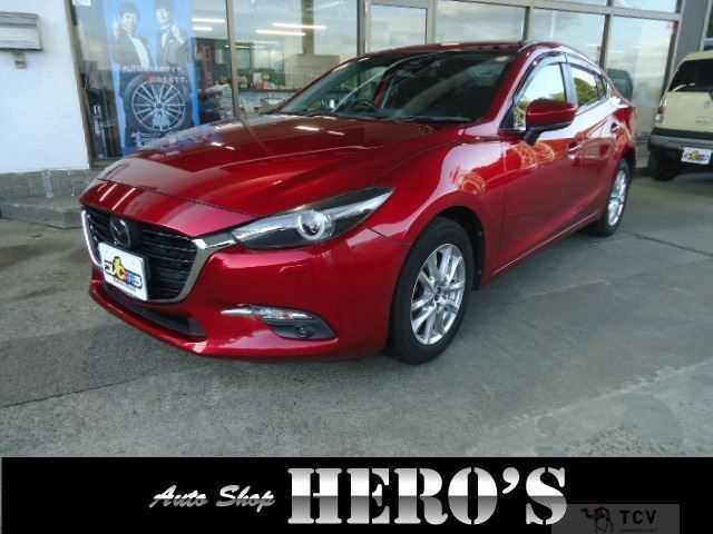 2018 Mazda Axela