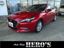 2018 Mazda Axela