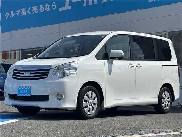 2012 Toyota Noah