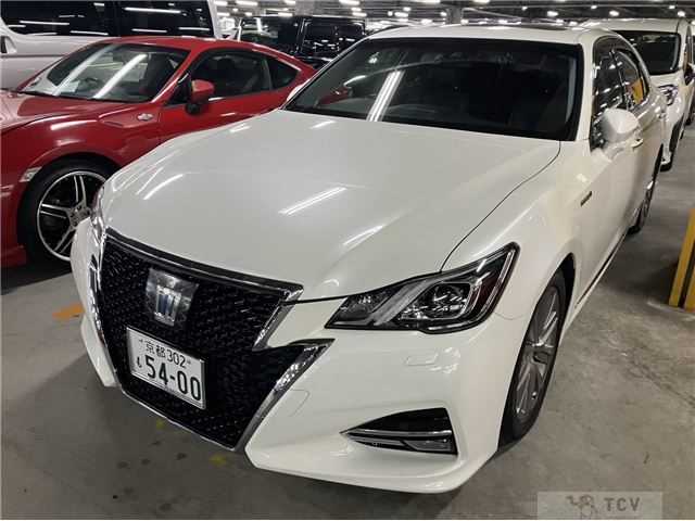 2017 Toyota Crown Hybrid