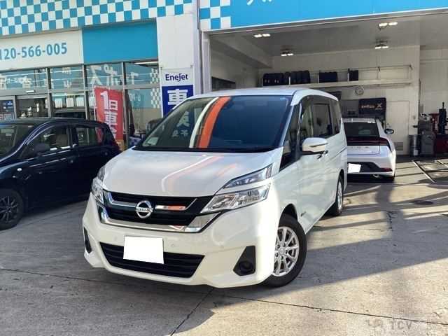 2017 Nissan Serena