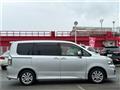 2011 Toyota Voxy