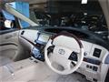 2014 Toyota Estima Hybrid