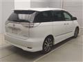 2016 Toyota Estima