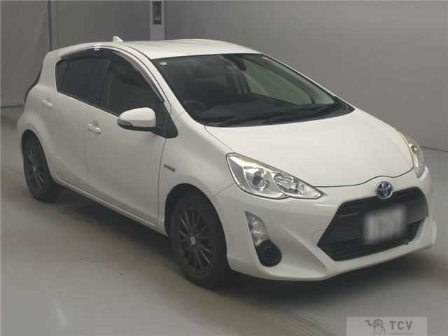 2016 Toyota AQUA