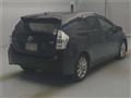 2012 Toyota PRIUS α