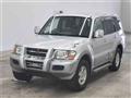 2000 Mitsubishi Pajero
