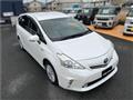 2013 Toyota PRIUS α