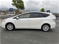 2013 Toyota PRIUS α
