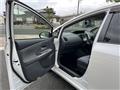 2013 Toyota PRIUS α