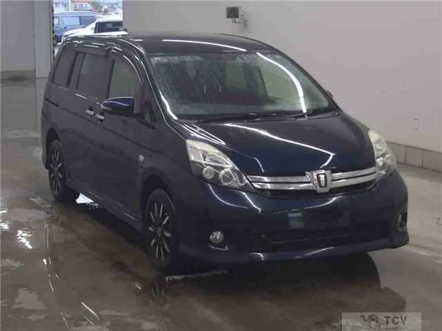 2016 Toyota Isis