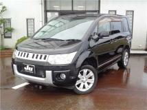2014 Mitsubishi Delica D5