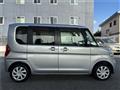 2016 Daihatsu Tanto