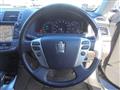 2012 Toyota Crown