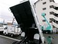 2013 Isuzu Elf Truck