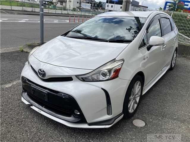 2015 Toyota PRIUS α