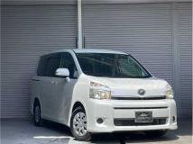 2011 Toyota Voxy