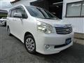 2012 Toyota Noah
