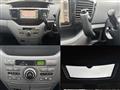 2005 Toyota Voxy