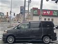 2005 Toyota Voxy