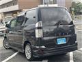 2005 Toyota Voxy