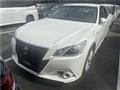 2013 Toyota Crown Hybrid