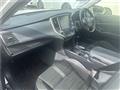 2013 Toyota Crown Hybrid