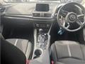 2016 Mazda Axela