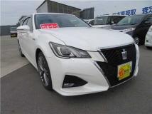 2016 Toyota Crown Hybrid