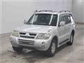 2003 Mitsubishi Pajero