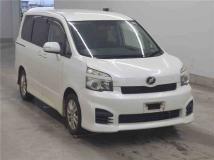 2011 Toyota Voxy