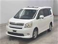 2010 Toyota Noah