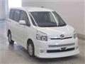 2010 Toyota Voxy