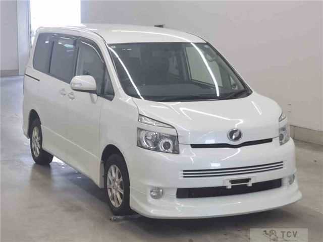 2010 Toyota Voxy