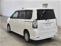 2010 Toyota Voxy