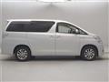 2013 Toyota Vellfire