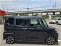 2022 Daihatsu Tanto Custom