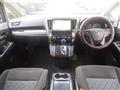 2017 Toyota Vellfire