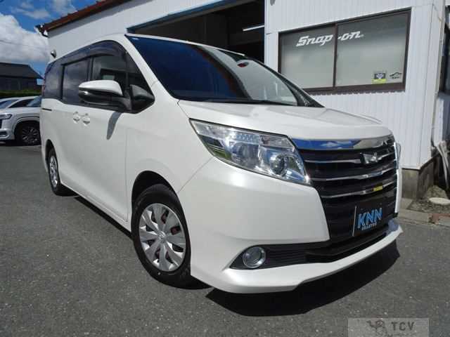 2015 Toyota Noah