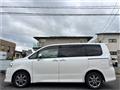 2010 Toyota Voxy