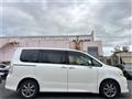 2010 Toyota Voxy