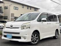 2010 Toyota Voxy