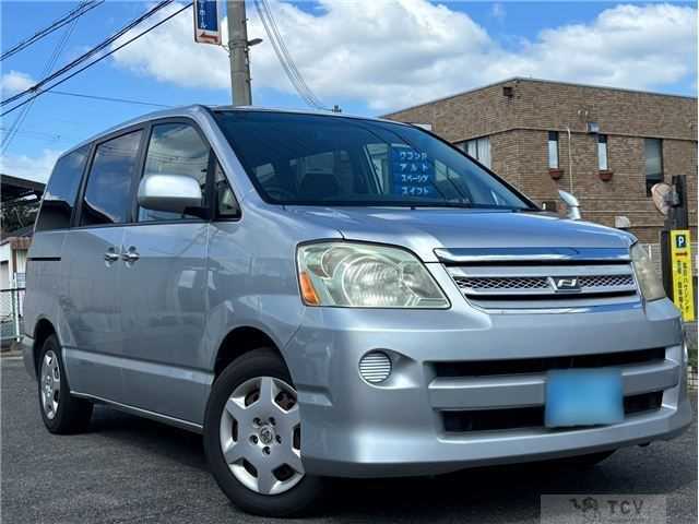 2006 Toyota Noah
