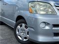 2006 Toyota Noah
