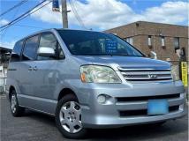 2006 Toyota Noah